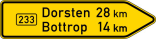 Verkehrszeichen 415-20 StVO, Pfeilwegweiser auf Bundesstraßen, rechtsweisend, Höhe 350 mm, einseitig, Schrifthöhe 105 mm, einzeilig