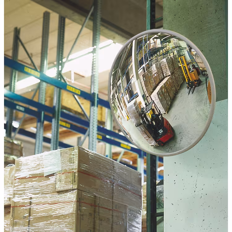 Industriespiegel ′SPION′ aus Kunststoff - Anwendungsbeispiel: als Lagerüberwachung