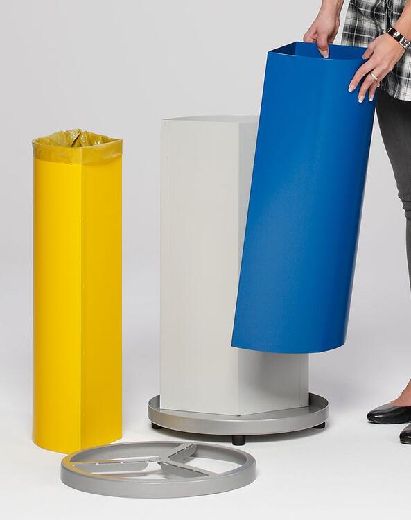 Anwendungsbeispiel: Abfallbehälter -Cubo Delmar- Behälter sind einzeln entnehmbar (Art. 16656)