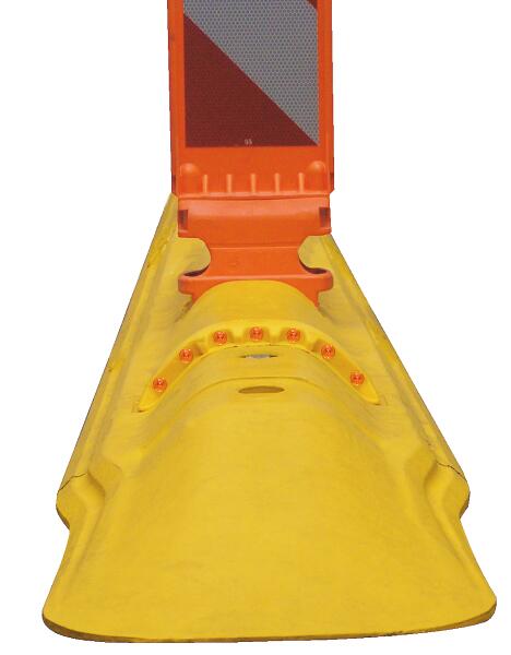 Detailansicht: Montage auf Leitschwelle (Art. 18389)