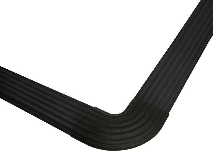 Anwendungsbeispiel: Kabelbrücke Typ 212 in schwarz mit 90°-Biegung (Art. 39138)