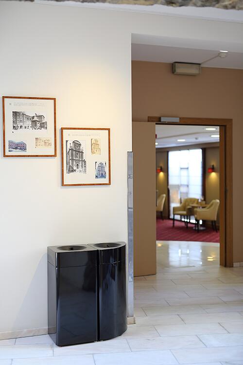 Anwendungsbeispiel mit schwarzen Modellen (Art.v.l. 36627 und 36630):