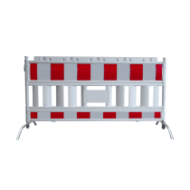 Schrankenzaun -Euro2-, Länge 2100 mm, rot / weiß, mit schwenkbaren Stahlfüßen