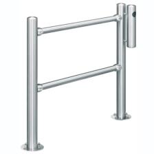 Modellbeispiel: Edelstahl-Gel&auml;ndersystem mit Aschenbecher Art. 13295-g