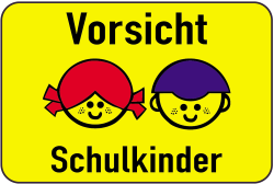 Kinderschild / Verkehrszeichen, Vorsicht Schulkinder, 500 x 750 oder 650 x 1000 mm