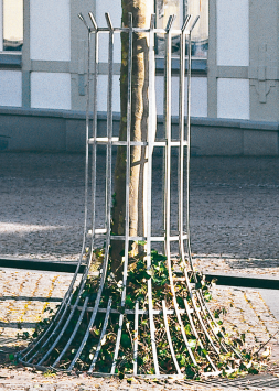 Baumschutzgitter aus Flachstahl, ø 900 oder 1250 mm, Bodenmontage, wahlweise farbig beschichtet