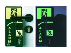 Anwendungsbeispiel: langnachleuchtend (Alu-Schild mit Richtungspfeil auf Anfrage erh&auml;ltlich)