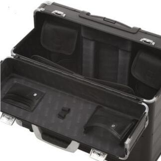 ALUMAXX Pilotenkoffer C-2, Aluminium silber/carbon, Zahlenkombinationsschloss, Teleskopgriff