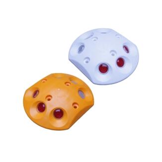 Modellbeispiele: Markierungsnagel aus PP, oval (v.l. Art. 10004, 10005)