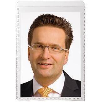 DURABLE Ausweishülle 213719, 52x74mm, transparent, Polypropylen, dokumentenecht, oben offen