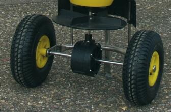 Detailansicht: abschaltbares Getriebe und Winterprofilreifen