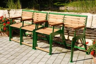 Anwendungsbeispiel: 4-Sitzer -Comfort- Sitzgruppe: 3 Sitze + 1 Rollator-Einschub (Art. 20812-05)