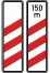 Verkehrszeichen 157-10 / 157-11 StVO, Dreistreifige Bake (Aufstellung rechts)