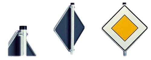 Verkehrszeichen 605-10 / 605-12 StVO, Leitbake, linksweisend (Aufstellung rechts)