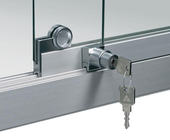 Stand-Vitrine 'FACTORY 300 / 400', mit Schiebetüren und Beleuchtung