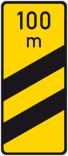 Verkehrszeichen 450-54 StVO, Ankündigungsbake, zweistreifig, gelb