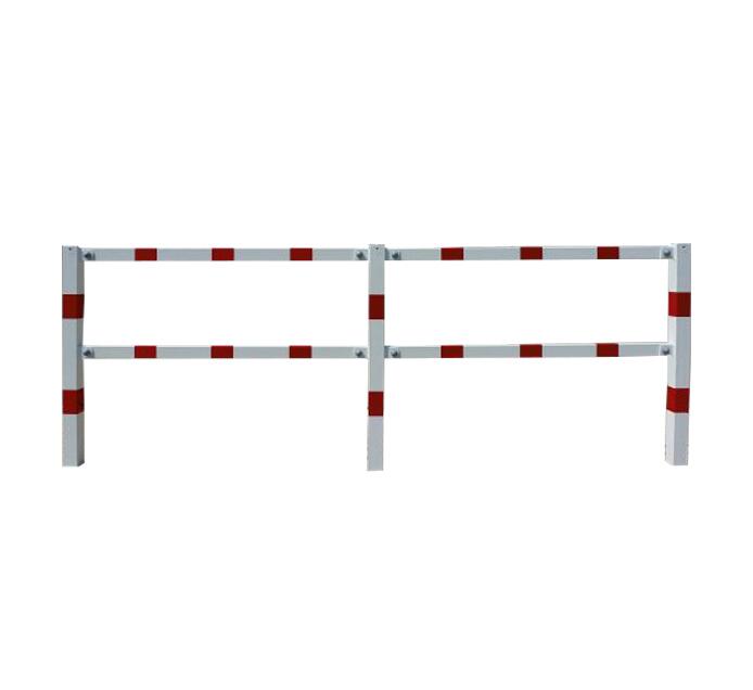 Modellbeispiel: Schutzgeländer End- und Mittelpfosten (Art. 4270p/4271p) + Querholme (4213)