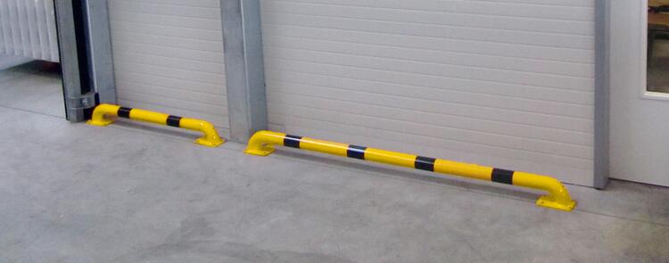 Rammschutzbalken 'Solid' aus Stahl, Ø 60 mm, zum Aufdübeln