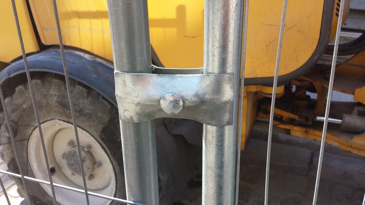 Verbindungsschelle für Bauzäune, verschiedene Blechstärken