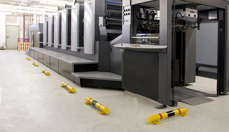 Rammschutzbalken 'Massiv' aus Polyurethan, Ø 80 mm, zum Aufdübeln