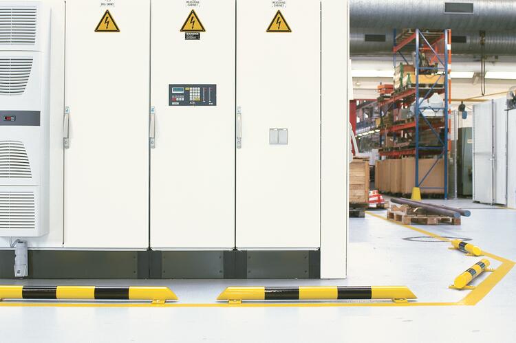 Rammschutzbalken 'Solid' aus Stahl, Ø 76 mm, zum Aufdübeln