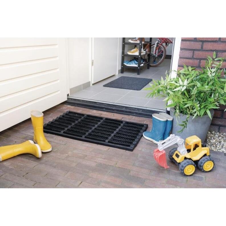 Schwarze Fußmatte 60% Gummi, 40% Kokos, 600x400mm oder 750x450mm, Stärke 25mm, für Innenbereiche